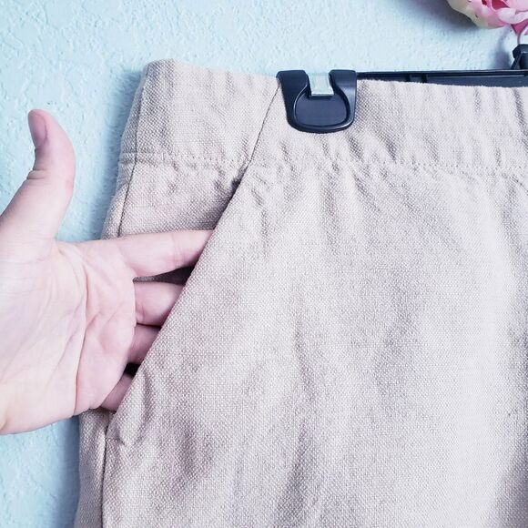 LOFT Tan Neutral Linen Raw Hem Rivieria Shorts - Picture 3 of 7